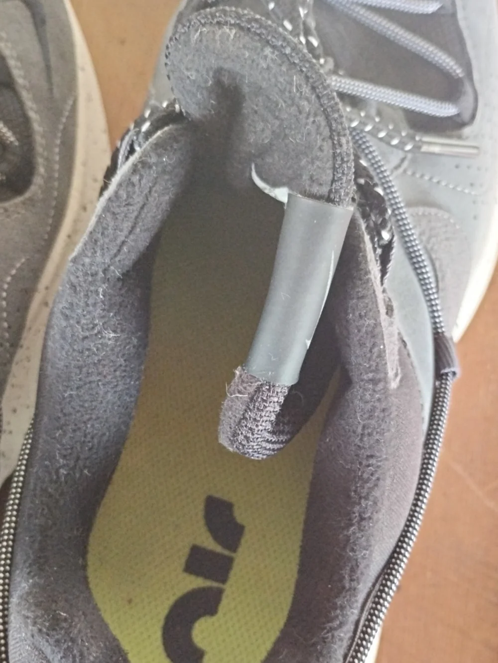 Nike men lace